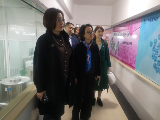 九三學(xué)社中央、湖南省委會(huì)專家組調(diào)研天香生物