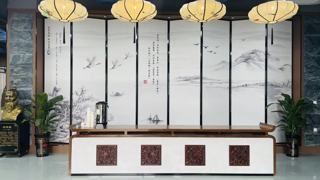 種下梧桐樹(shù)，引得鳳凰來(lái)