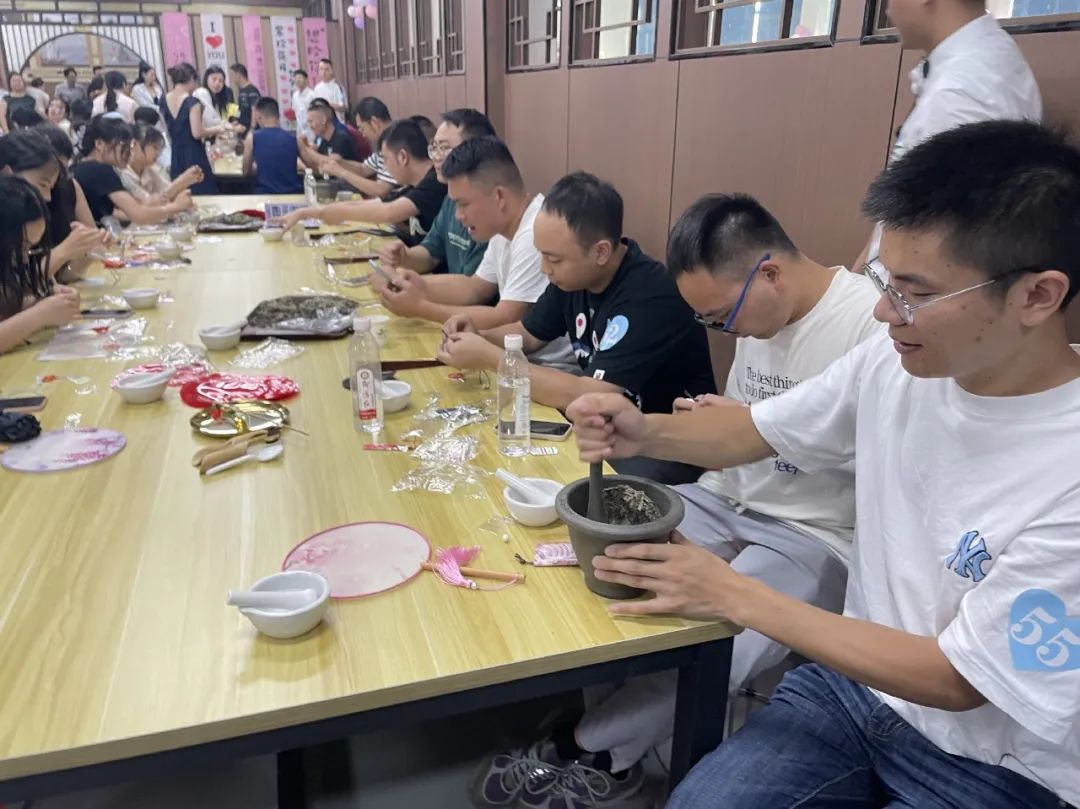 是心動(dòng)?。∩坳?yáng)市青年職工聯(lián)誼交友活動(dòng)圓滿落幕